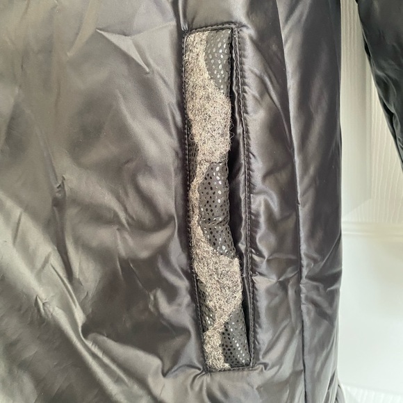 Tara Vao puffy Jacket - Picture 3 of 13